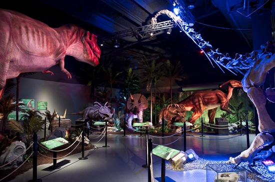 Extreme Dinosaurs Exhibit Opens Atlantic Station #ExtremeDinos www.InTheKitchenWithKP 3