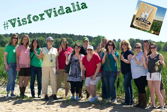#VisforVidalia Group Photo of awesome www.InTheKitchenWithKP Photo Cred www.CooktheStory
